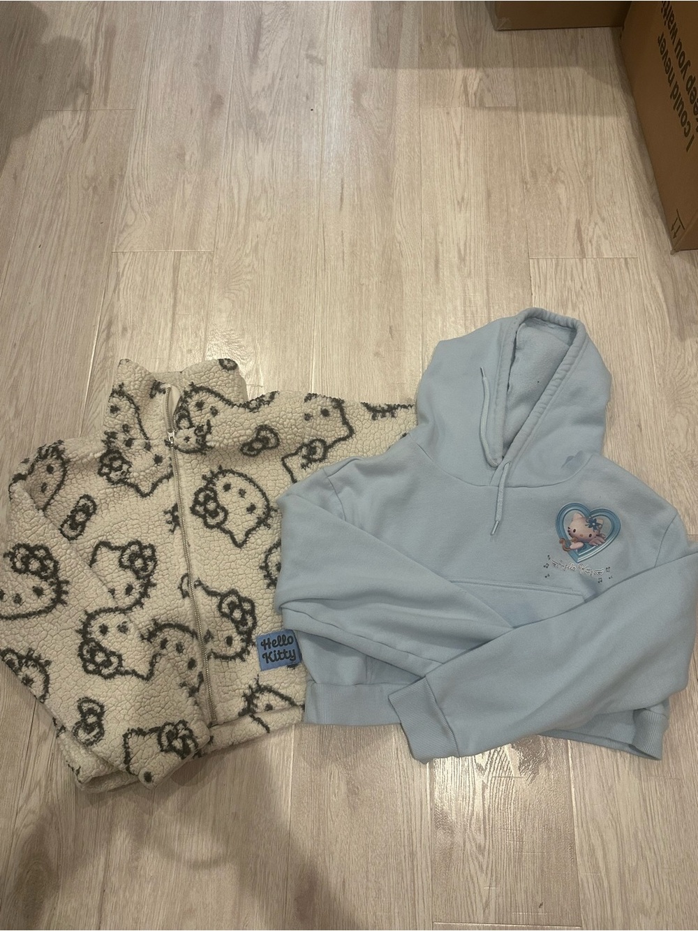 Hello Kitty Set of 2 / Cream Zip Ups & Light Blue Hoodie